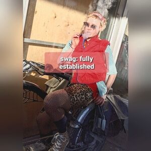 Meet your Posher, Véronique